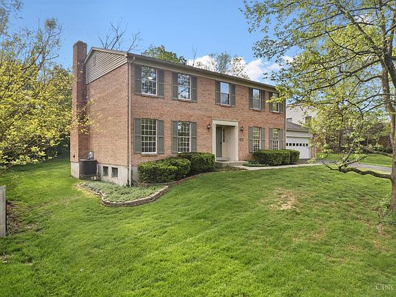 3rd image of 2250 Donnington Ln