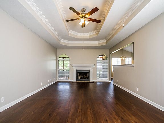 3rd image of 1502 Amberwood Cir