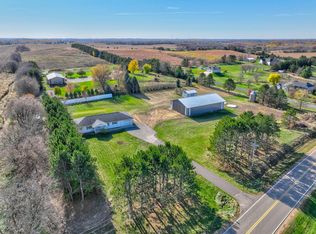 1019 100th Ave, Roberts, WI 54023