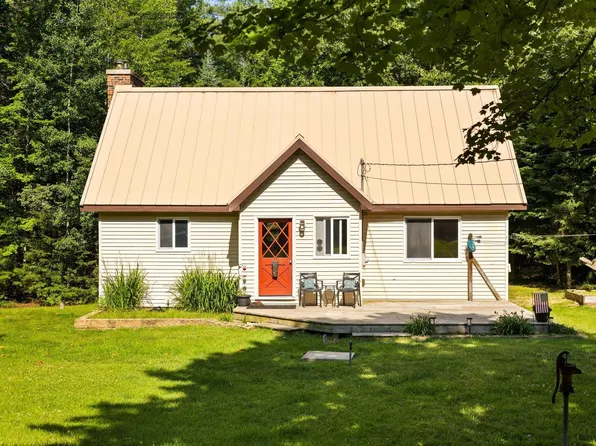 11625 East Dr, Fife Lake, MI 49633