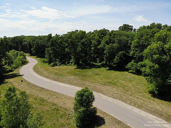 3rd image of 0 Mohican Dr Lot 1