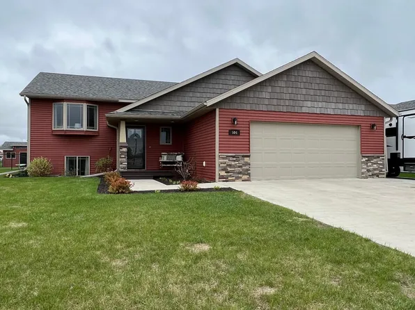 504 Knox St, Thief River Falls, MN 56701