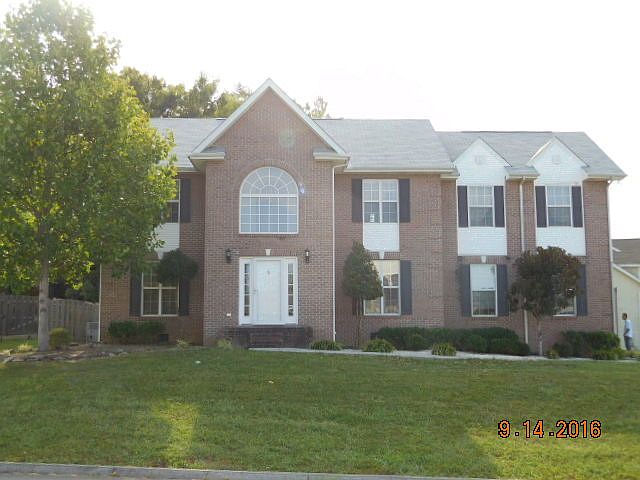 1st image of 4615 Aylesbury Dr