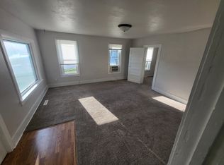 905 E Commercial Ave #1, Lowell, IN 46356