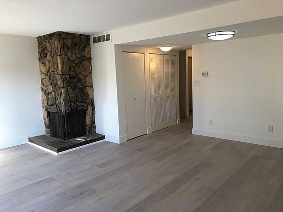 3rd image of 9800 Glenacres Dr #207