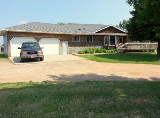 1754 245th St, Winsted, MN 55395