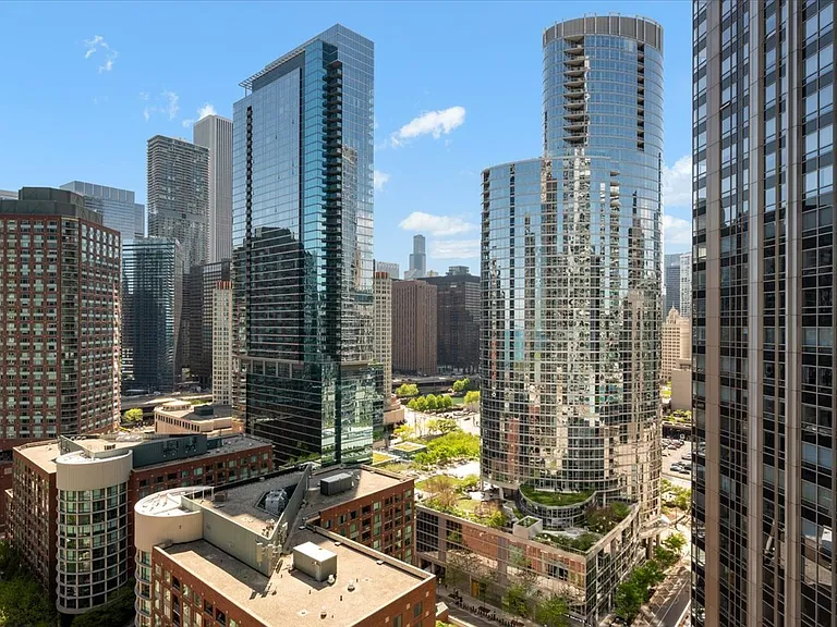 505 N McClurg Ct #2306 — Photo 27