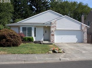 2302 N Kamiakan Dr, Cornelius, OR 97113