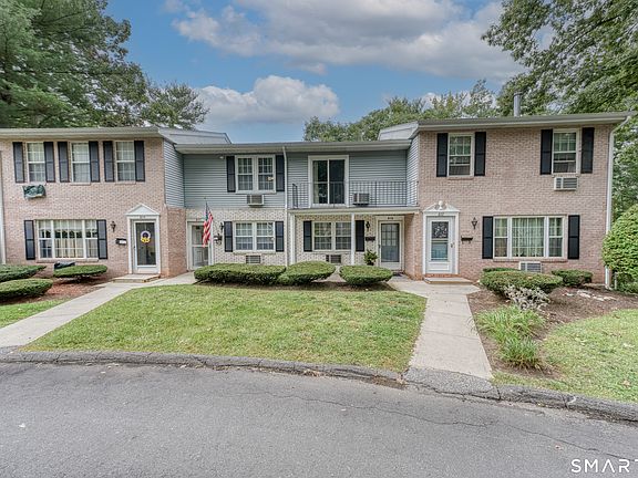 2nd image of 56 Hunter Court #56