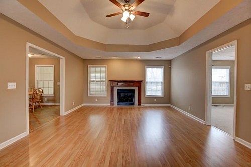 4th image of 143 Troutbeck Ct