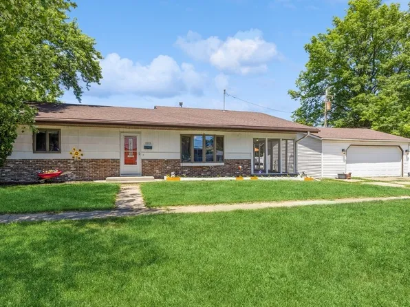 1213 W Roosevelt St, Knoxville, IA 50138
