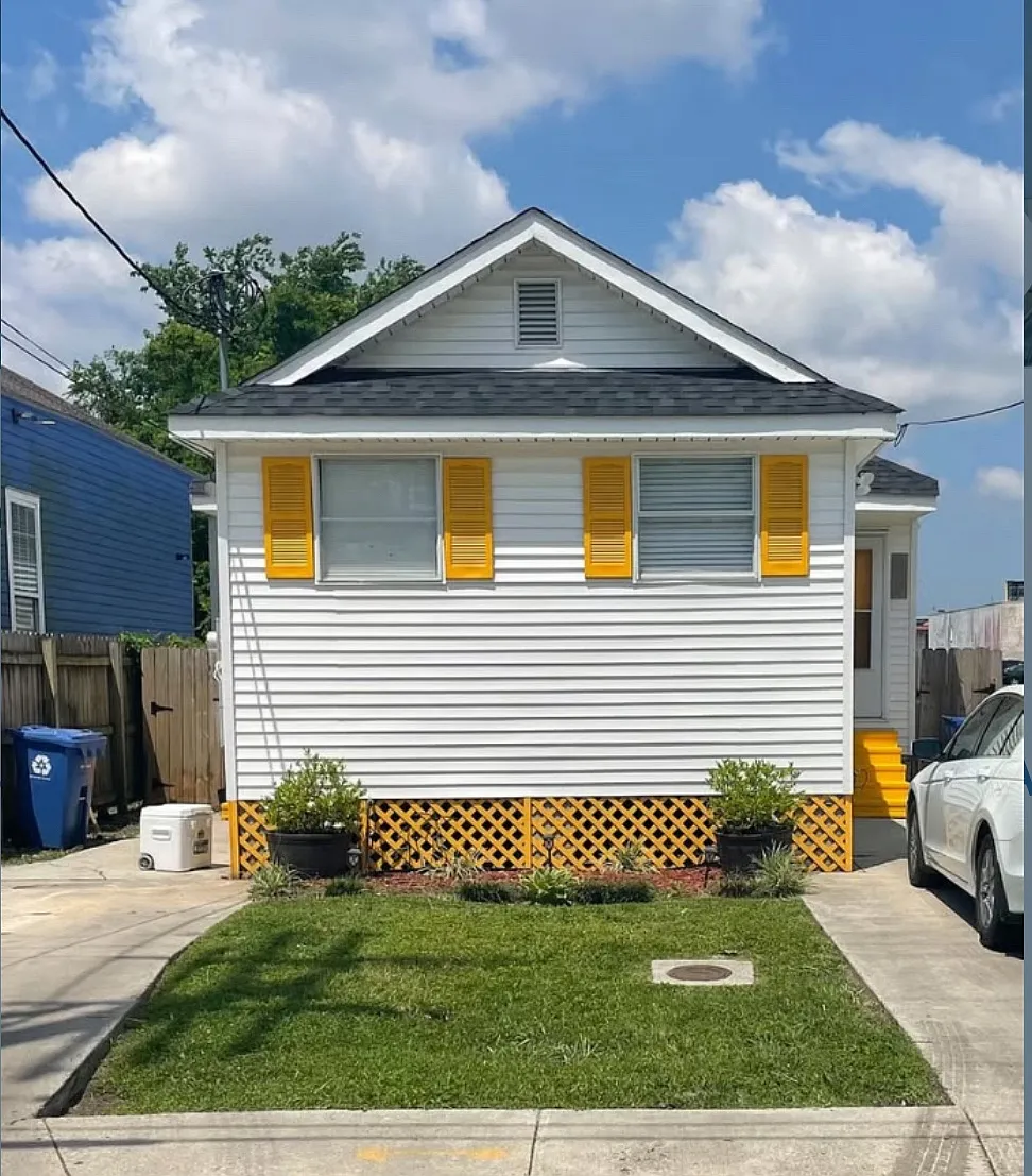 2 bed, 900 sqft, $1,650 — Photo 1
