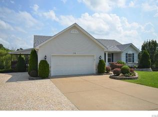 312 Pine Ct, Troy, MO 63379