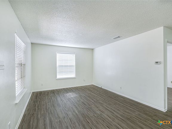 3rd image of 11410 Pollyanna Ave #B