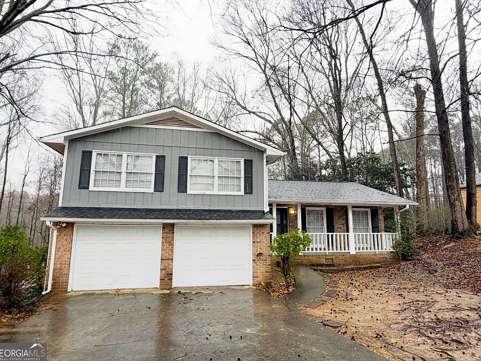 1st image of 975 Daisy Ct