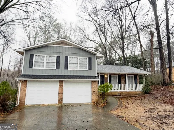 975 Daisy Ct, Lawrenceville, GA 30044