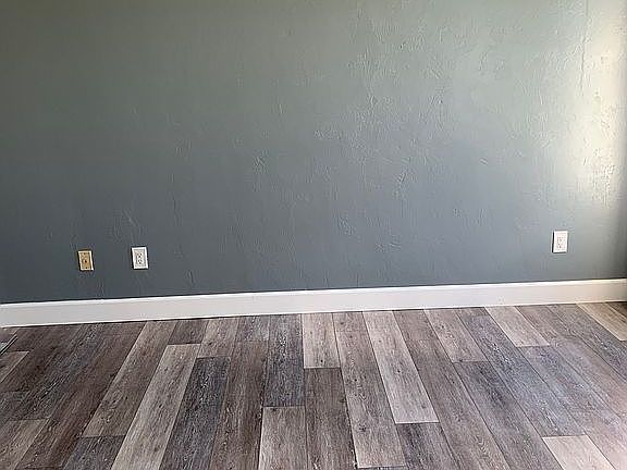 4th image of 19363 Coraltree Ct