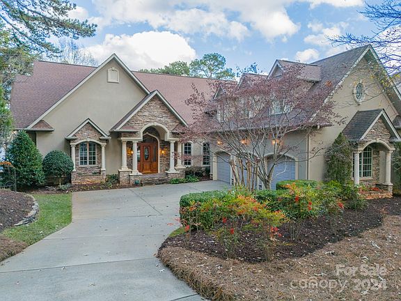5th image of 8215 Buena Vista Dr