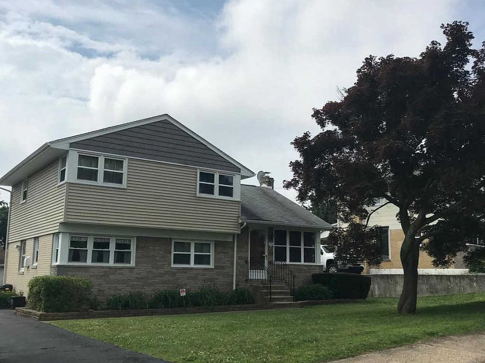 1st image of 590 Paoli Ave
