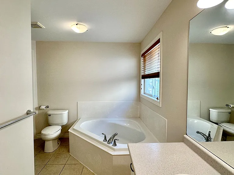 400 Skyline Ave #37 — Photo 14