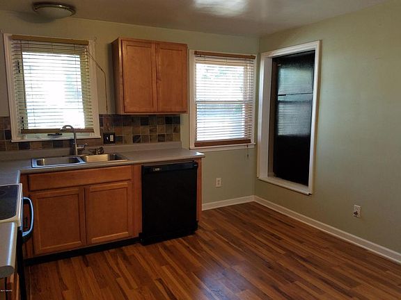 5th image of 3352 Wilson Ave SW