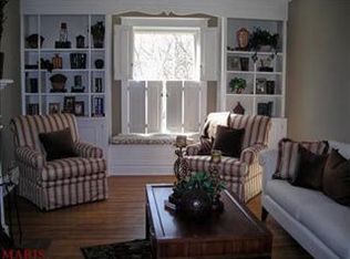 210 Oakwood Ave, Saint Louis, MO 63119