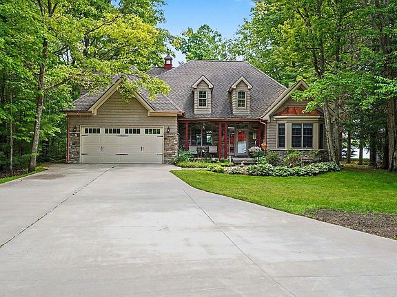 3rd image of 4661 W Cedar Lake Rd