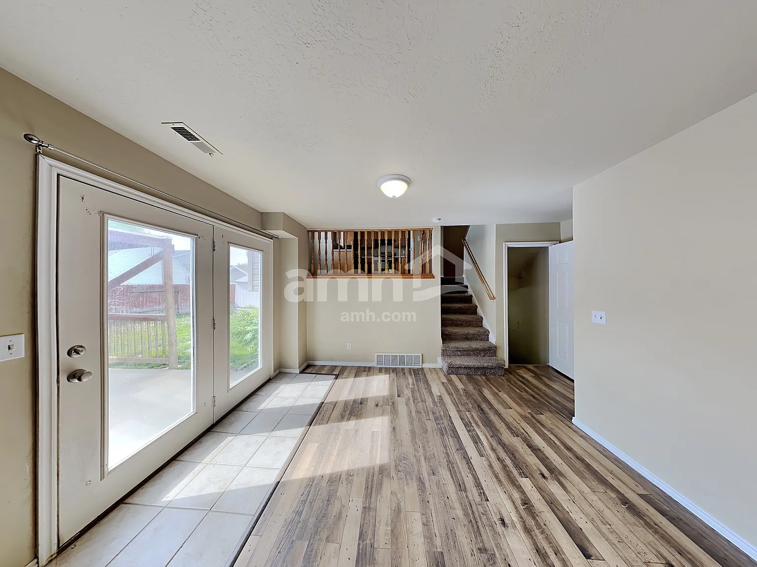 4 bed, 2.0 bath, 1660 sqft, $2,340 — Photo 4