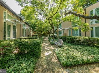 36 Moore St APT 8, Princeton, NJ 08542