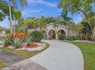 560 SW 62nd Ave, Plantation, FL 33317