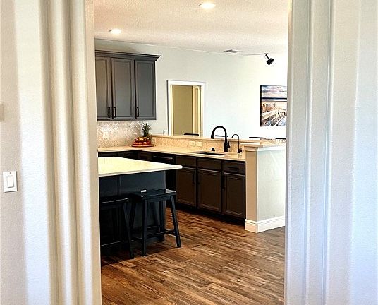 5th image of 1359 Scarlet Oak Cir