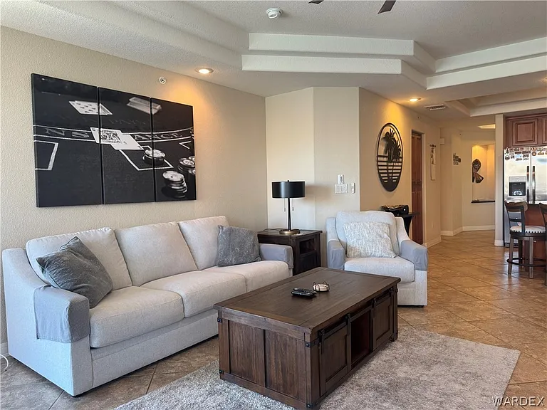 211 Moser Ave #302 — Photo 7
