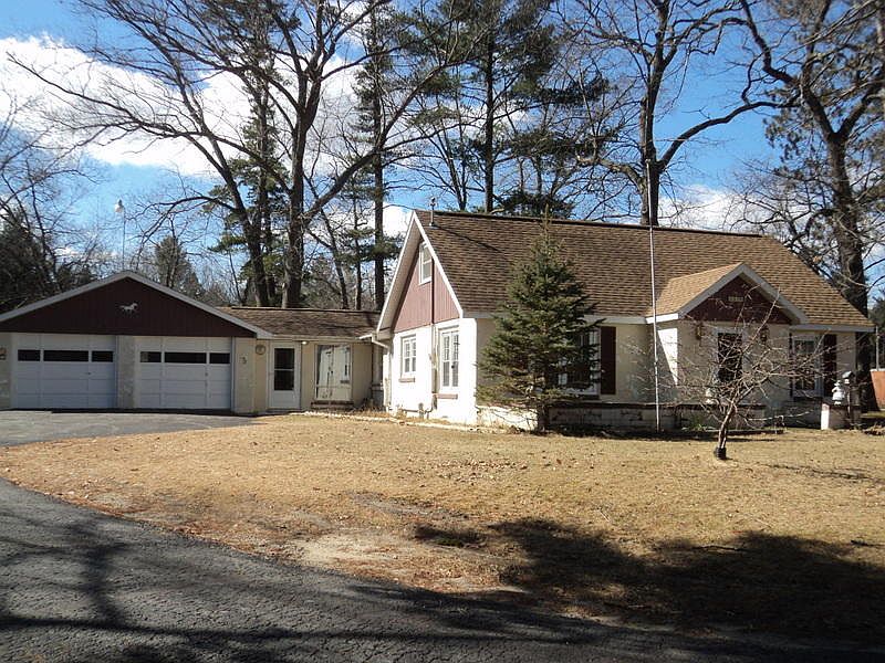 2819 State St, Ossineke, MI 49766 Zillow