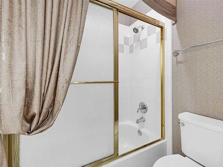 8619 Arranmore Ln — Photo 24