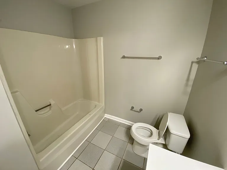 1122 W Hancock Ave #A — Photo 13