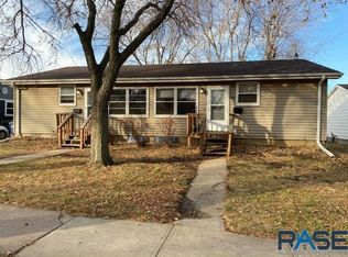 1003 N Walts Ave, Sioux Falls, SD 57104