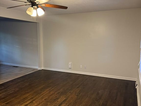 4th image of 305 N Logan St