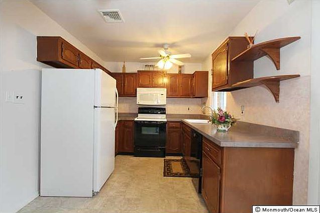 2nd image of 166 Constitution Boulevard #A