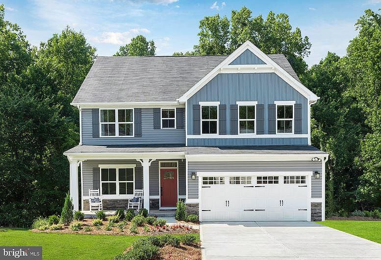 1st image of 4004 Regents Ln
