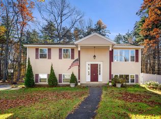 5 Al St, Derry, NH 03038