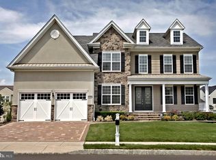 1384 Gabriel Ln, Warminster, PA 18974