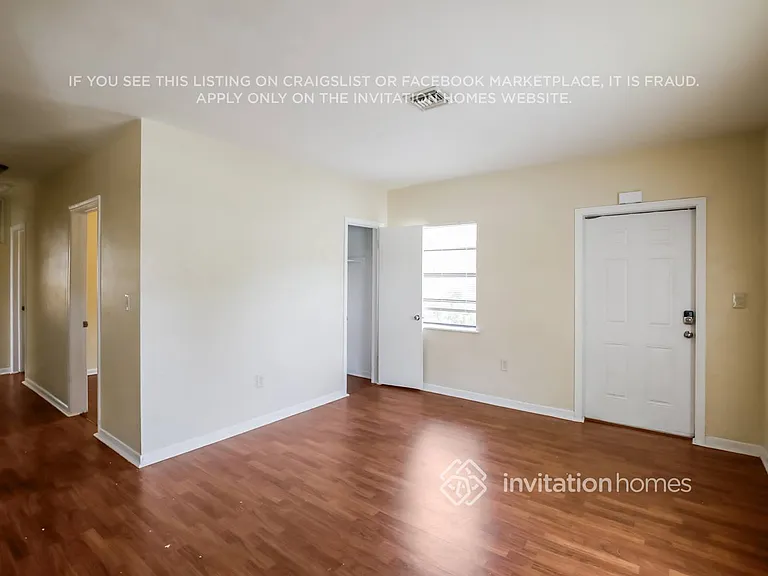 1815 NE 178th St — Photo 3