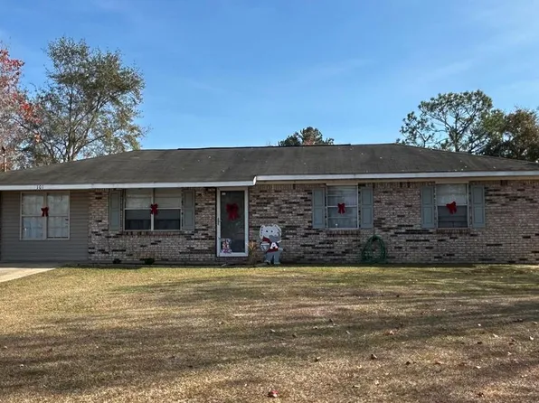 101 Katie Dr, Cowarts, AL 36321