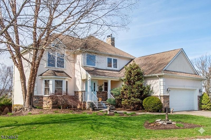 1st image of 13 Witherwood Dr