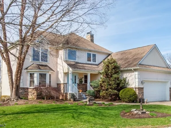 13 Witherwood Dr, Hardyston Twp., NJ 07419