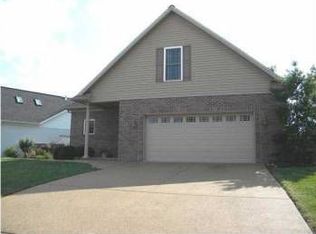 2029 Championship Dr, Evansville, IN 47725