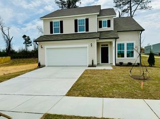 293 Creekhaven Dr, Angier, NC 27501