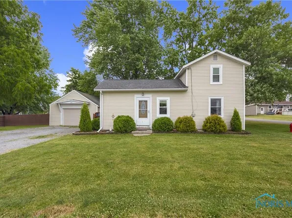 309 W Mulberry St, Stryker, OH 43557