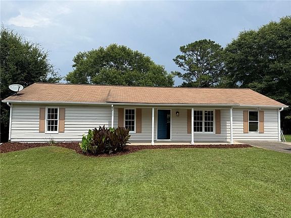 2nd image of 3165 Delhi Dr