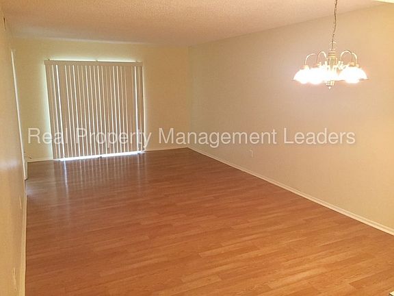 5th image of 4973 Puritan Cir